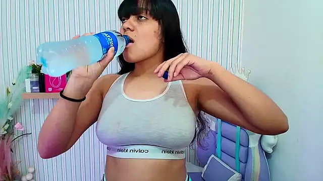kataleya  18 online show from July 7, 7:49 pm