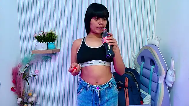 kataleya  18 online show from July 21, 7:47 pm