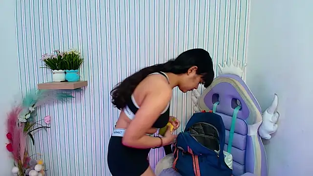 kataleya  18 online show from July 14, 7:51 pm