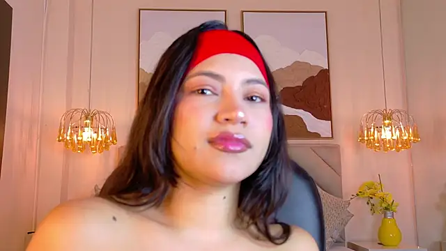 kendalFox  online show from October 17, 1:47 pm