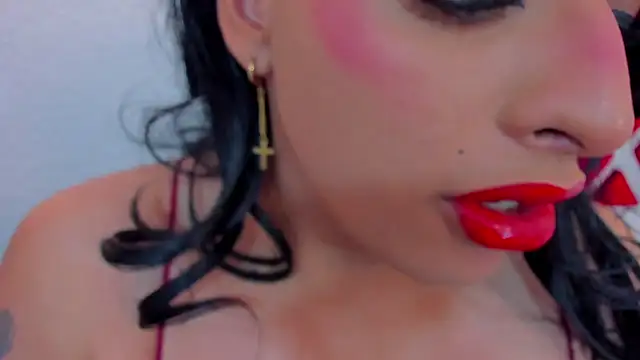 sweet Elizabeth online show from May 2, 1:47 pm