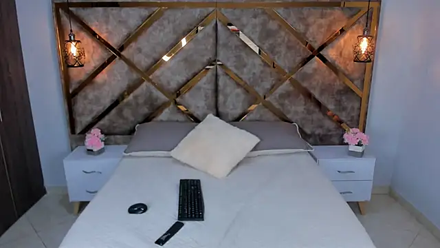 Lucia jane online show from April 26, 8:28 pm