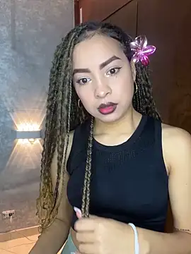 Lucia jane online show from June 18, 8:36 pm