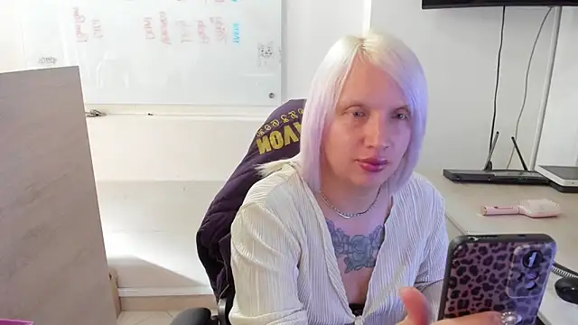 Sun Sooll  online show from March 9, 10:13 pm