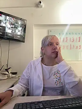 Sun Sooll  online show from March 23, 7:09 pm