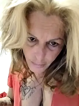 canariamorbosa online show from November 15, 2:34 am