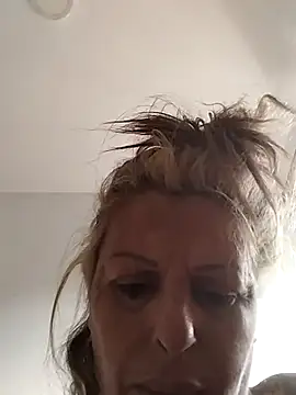 canariamorbosa online show from November 21, 10:39 am