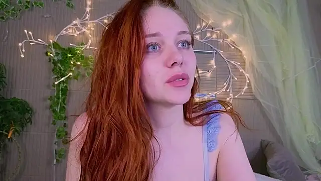 PollyVinice online show from May 1, 11:30 pm