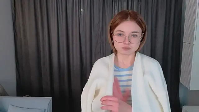 Snapshot of Susan_Gardner chatting on October 3, 2:11 pm Susan Gardner online show from October 3, 2:11 pm