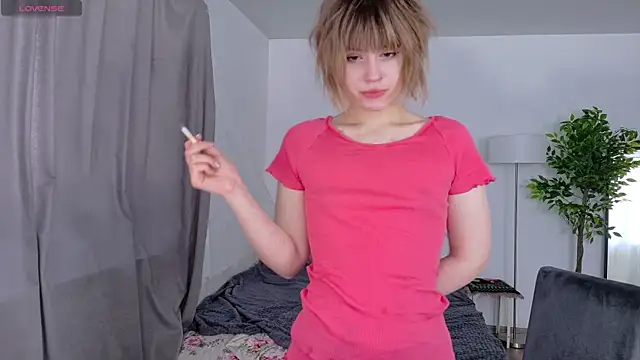 KikiMoor online show from June 28, 2:29 am