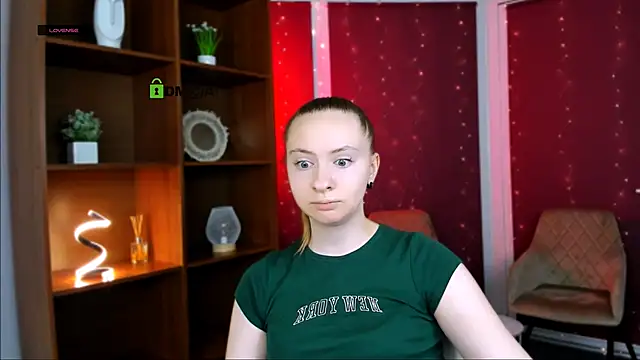 mila glow1 online show from December 2, 6:26 am