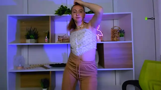 mila glow1 online show from September 8, 4:28 pm