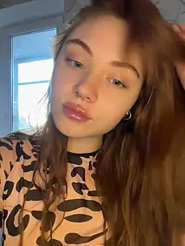 LunaMillie online show from May 30, 4:37 pm