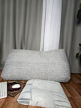 Snapshot of you_touch_me_now_today chatting on October 30, 4:52 pm you touch me now today online show from October 30, 4:52 pm