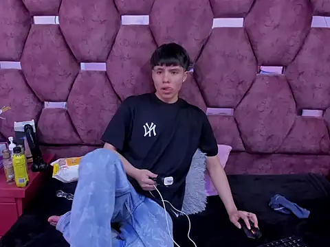 Bruno Cruzz online show from November 14, 2:55 am