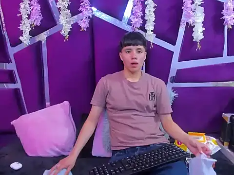 Bruno Cruzz online show from November 15, 3:07 am