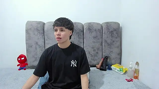 Bruno Cruzz online show from July 29, 2:33 am