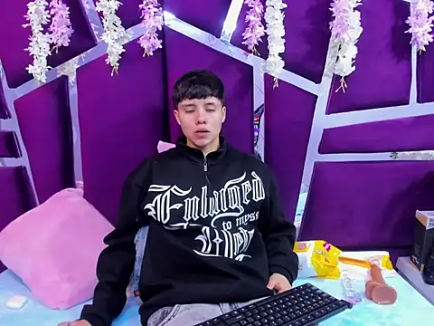 Bruno Cruzz online show from November 16, 3:08 am