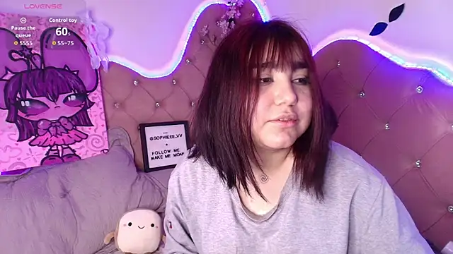 sophiievv online show from October 11, 10:45 pm