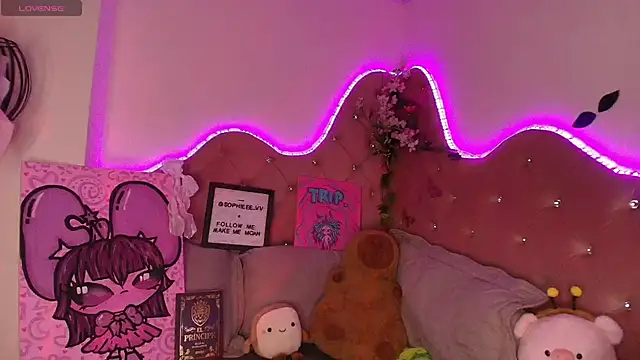 sophiievv online show from November 13, 7:13 pm