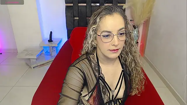 miyu charlotte online show from July 4, 2:07 am