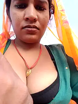 Hot Seema83 online show from October 10, 11:15 am