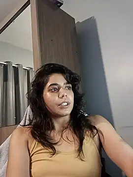 Maricamposs online show from November 5, 12:38 am