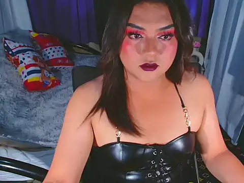 Snapshot of QueenieBrooks chatting on March 20, 2:33 pm QueenieBrooks online show from March 20, 2:33 pm