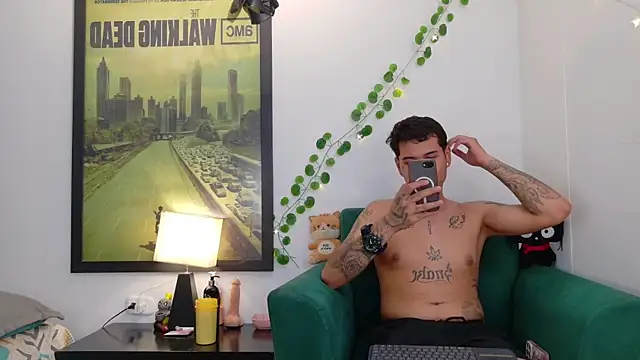 rosse dredd online show from June 18, 10:25 pm
