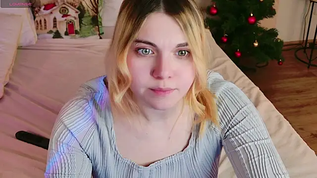 Evie Vall online show from December 14, 8:58 pm