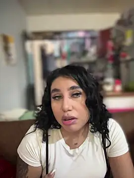 Sophie Dreamss online show from October 30, 8:10 pm