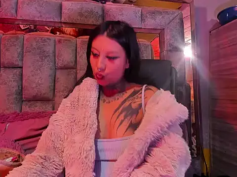 missashlyrosette online show from December 16, 8:31 am