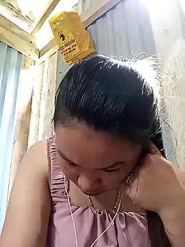 may-squirl online show from September 27, 4:19 am