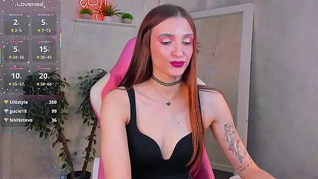 Alisha Green online show from June 4, 2:43 pm