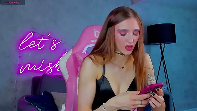 Alisha Green online show from July 2, 9:26 am