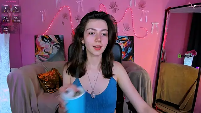 kitniss dreamy online show from May 4, 7:17 pm