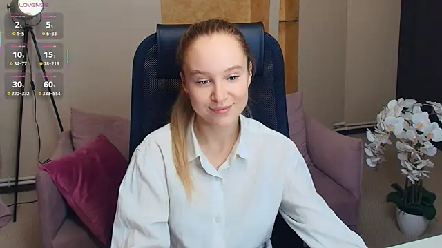 SoonMoor online show from December 3, 7:38 pm