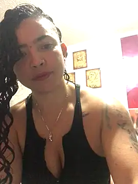 Snapshot of Paris_11 chatting on October 7, 4:33 pm Paris 11 online show from October 7, 4:33 pm