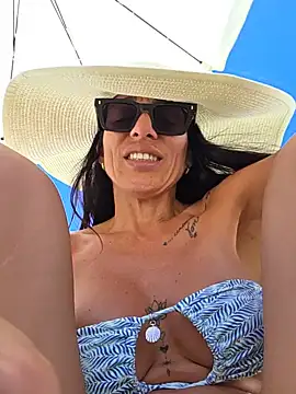 sexy7883 online show from June 13, 12:13 pm