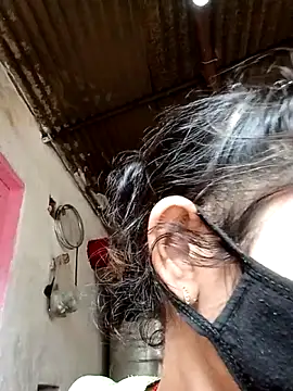 Nishaa ji online show from October 11, 9:58 am