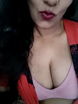 Deepa Sharma143 online show from April 28, 1:58 am