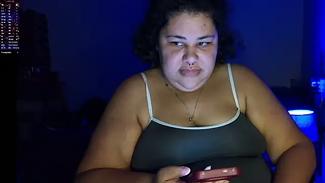 xlatinastar online show from July 28, 7:39 pm