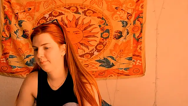 AliceCUNTach online show from June 14, 5:08 am