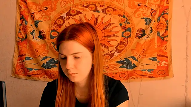 AliceCUNTach online show from June 17, 5:09 am