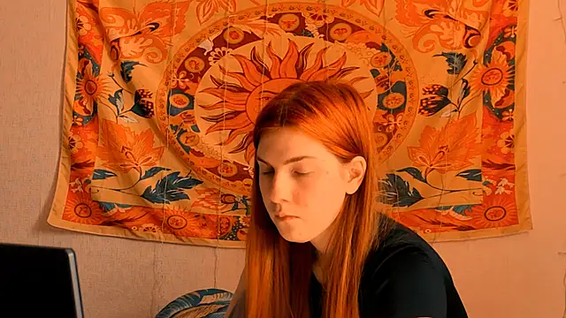 AliceCUNTach online show from June 20, 5:11 am