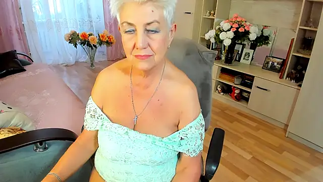 HotandMature online show from March 5, 11:17 am