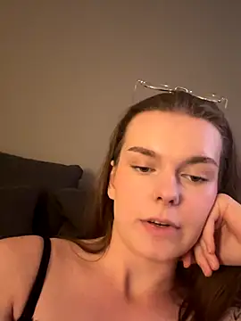 Snapshot of LisaFreier chatting on September 16, 5:10 pm LisaFreier online show from September 16, 5:10 pm
