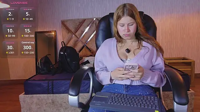 Olivia11  online show from January 13, 11:58 am