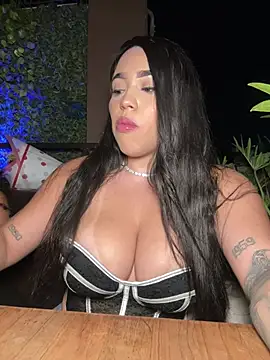 SofiaWildee online show from July 1, 3:39 am