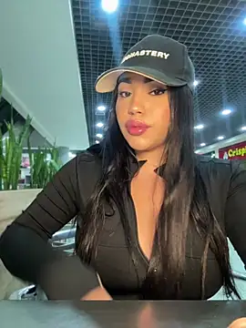 SofiaWildee online show from June 14, 11:05 pm